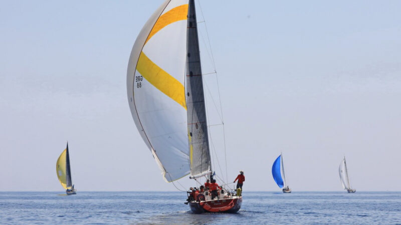 teleti-enarksis-aegeanregatta-2022-stin-ikaria-kai-plori-gia-tous-foyrnous-kai-to-agathonisi
