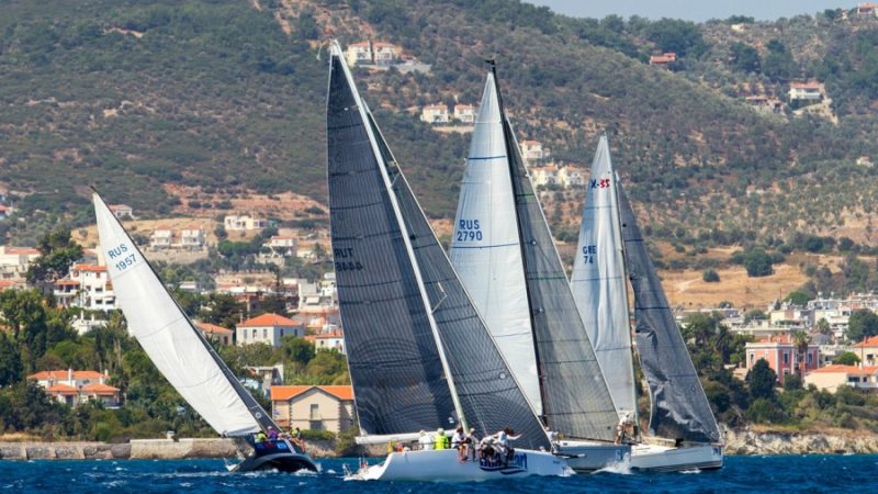 me-82-skafi-ksekina-i-aegean-regatta-2017